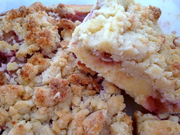 Mami's Möhspeis, Rhabarberkuchen mit Marzipanstreusel