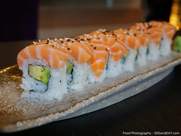 Momoya, Alaska Rolls