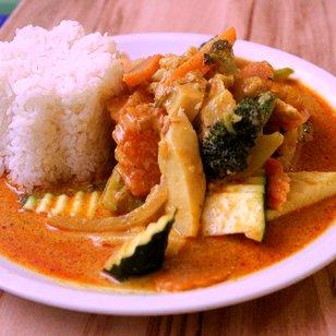 Thai Isaan Kitchen, Gaeng Phed Pak Ruam