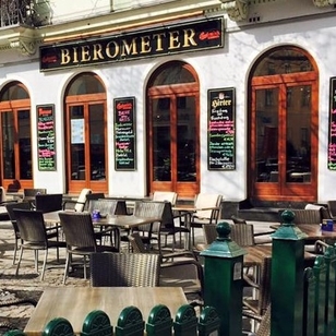 Bierometer 2, Ambiente, Gastgarten