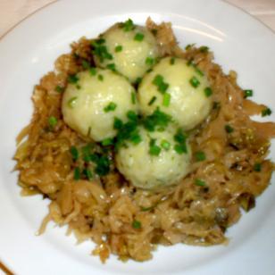 Zu den 3 Buchteln, Gemischte Knödel (Grammel und Selchfleisch)