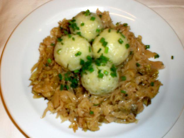 Zu den 3 Buchteln, Gemischte Knödel (Grammel und Selchfleisch)