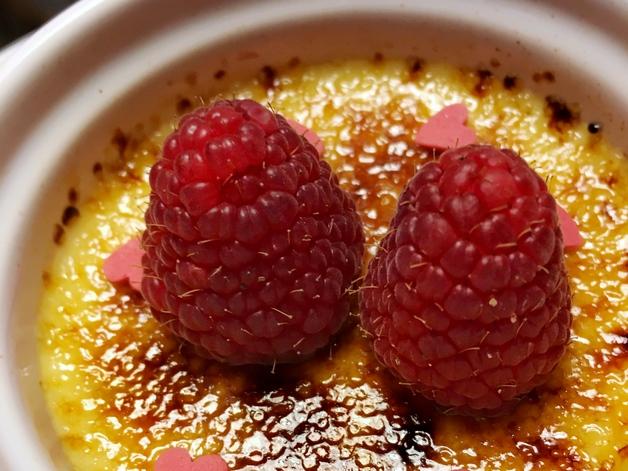 Das Dreieck, Creme Brulee