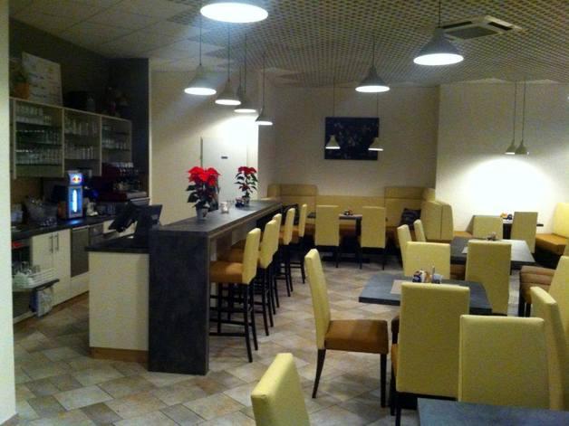 Cafe Lounge Restaurant, Ambiente